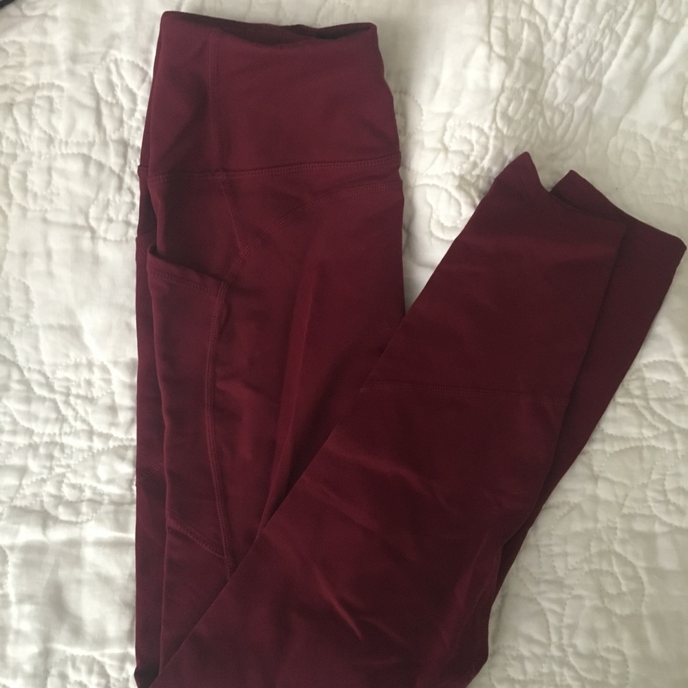 maroon heart booty leggings
